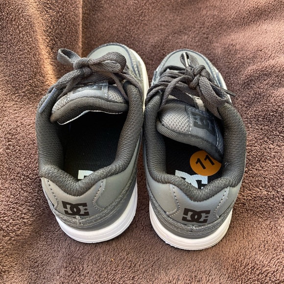NWOT Toddler Boys DC Shoes - Picture 3 of 4
